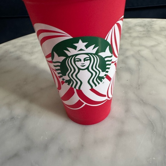 Starbucks 2024 Christmas Reusable Plastic Grande Cup - Picture 4 of 7